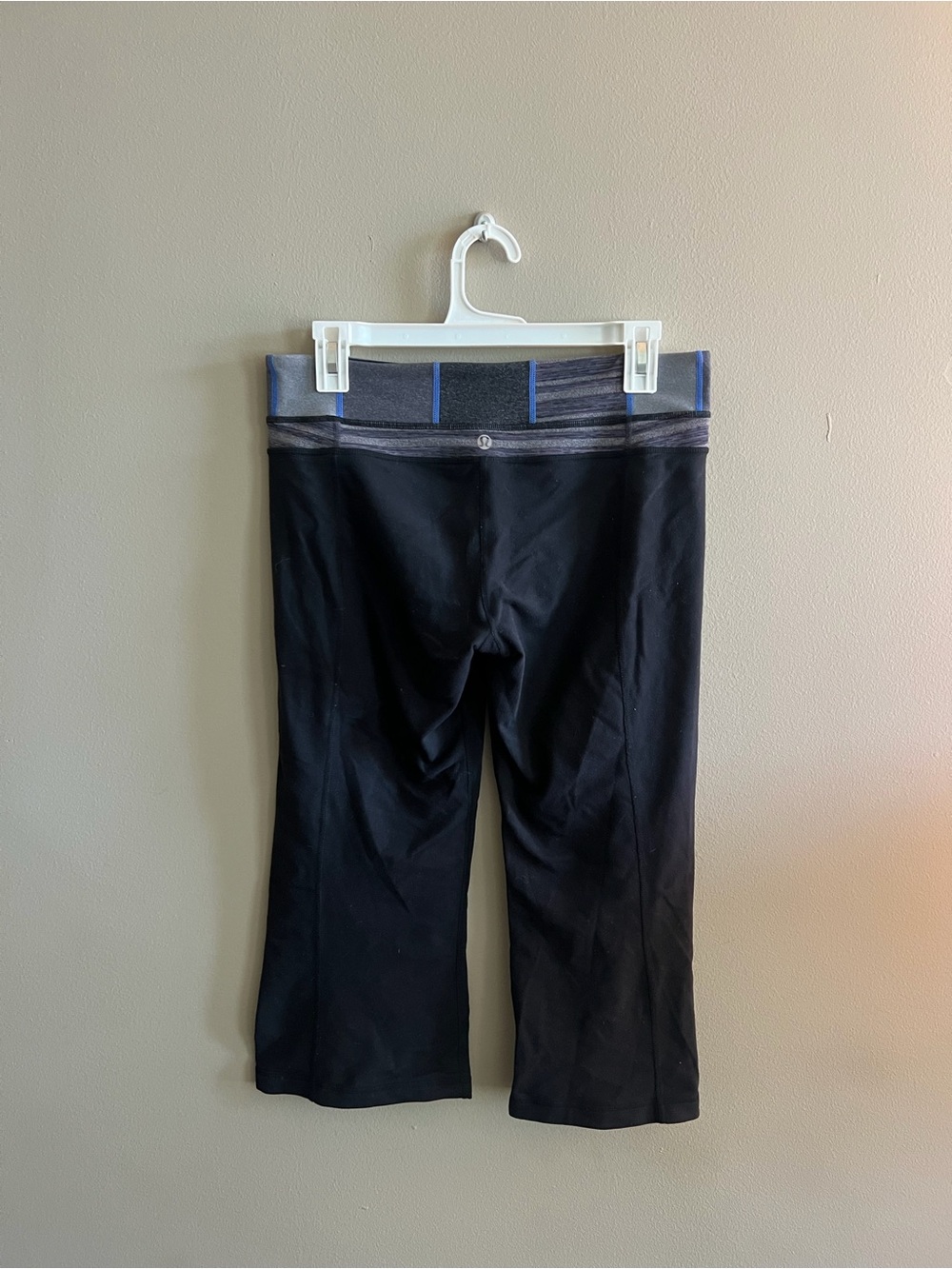 lululemon athletica Black Capri Leggings with Gray & Blue Waistband